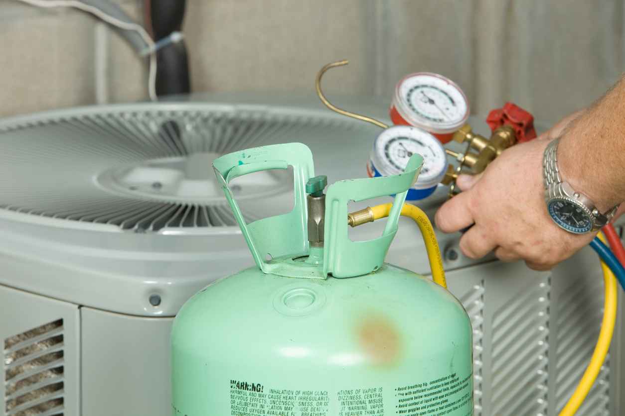 What Homeowners Need to Know About New Refrigerants R-454B and R-32